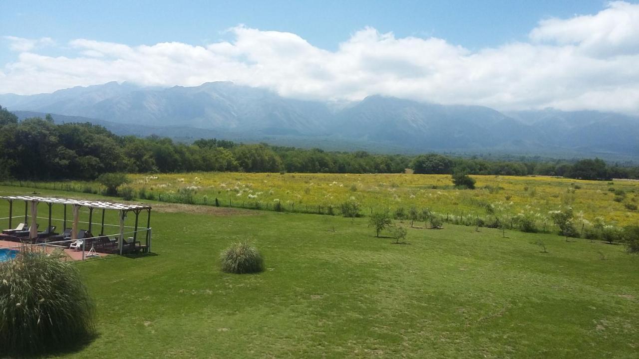 הוילה ויז'ה לאס רוסאס Complejo Valle De Las Rosas מראה חיצוני תמונה